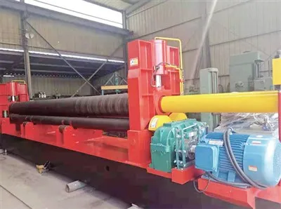 Máquina de dobrar chapas hidráulica de três rolos