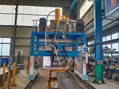 Máquina de solda automática de portal de viga longitudinal de rastreamento a laser semirreboque